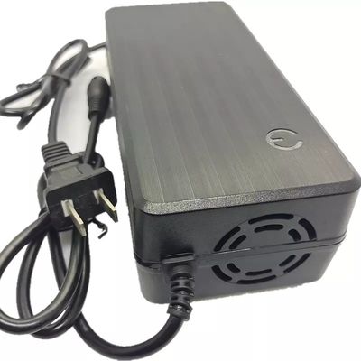 Ordenador portátil global Li Ion Car Battery Charger 16.8V 3A del enchufe del golpecito del CE D de la UL GS PSE SAA