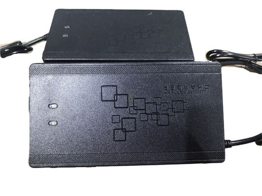 cargador Smart universal del chorrito de la batería de litio de 21S 84v 88.2v 2a recargable