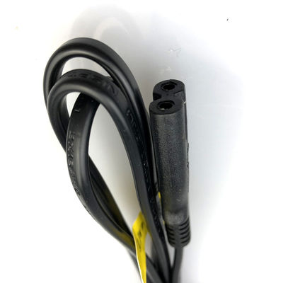 Enchufe masculino de la nema 5-15P al estándar femenino de los E.E.U.U. del cable eléctrico del zócalo C13