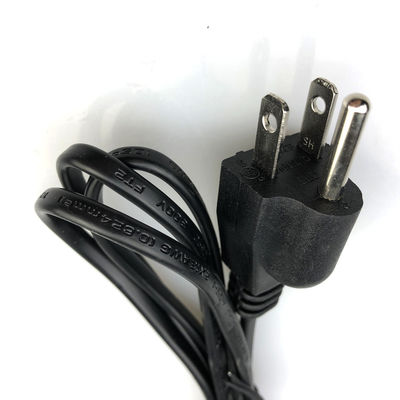 Enchufe masculino de la nema 5-15P al estándar femenino de los E.E.U.U. del cable eléctrico del zócalo C13